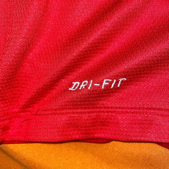 Manchester United top AON 2013 men’s XXL - Picture 5 of 7